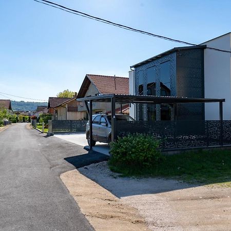 Hazam Apartmani Sanski Most Eksteriør billede